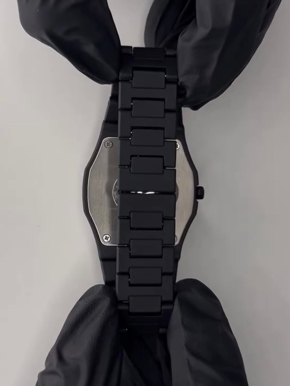 AURA Quartz Watch